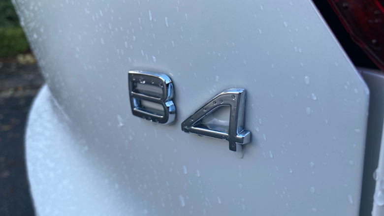 Volvo Xc40 2.0 B4P R DESIGN 5dr Auto Petrol Estate